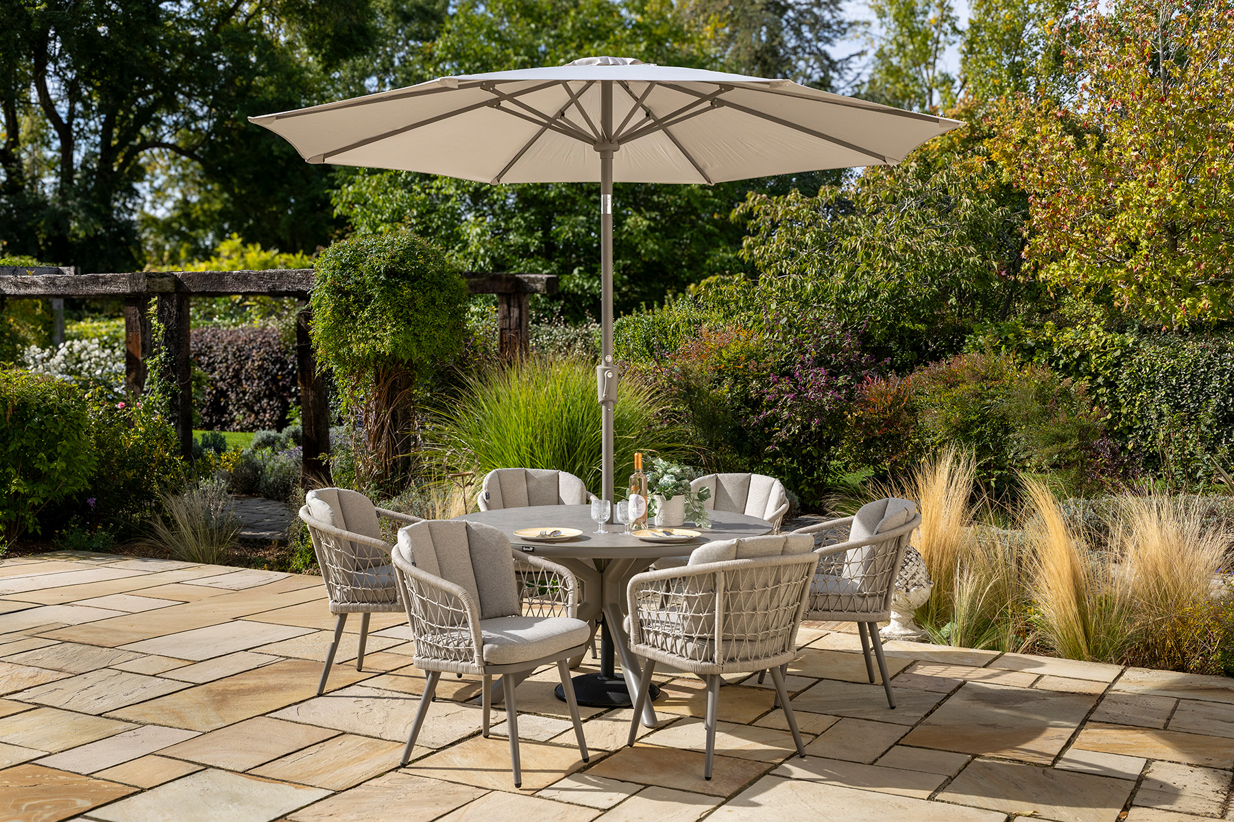 Aries 6 seat Round Dining Set